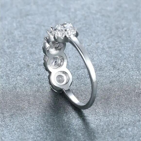Round Zircon Engagement Ring Trendy White Crystal Stone Silvery Rings Size 8.5 - Picture 12 of 14